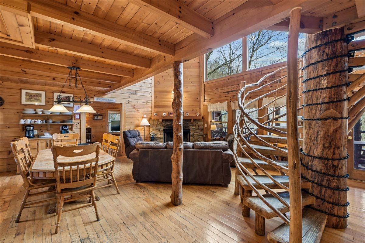 21Living Room