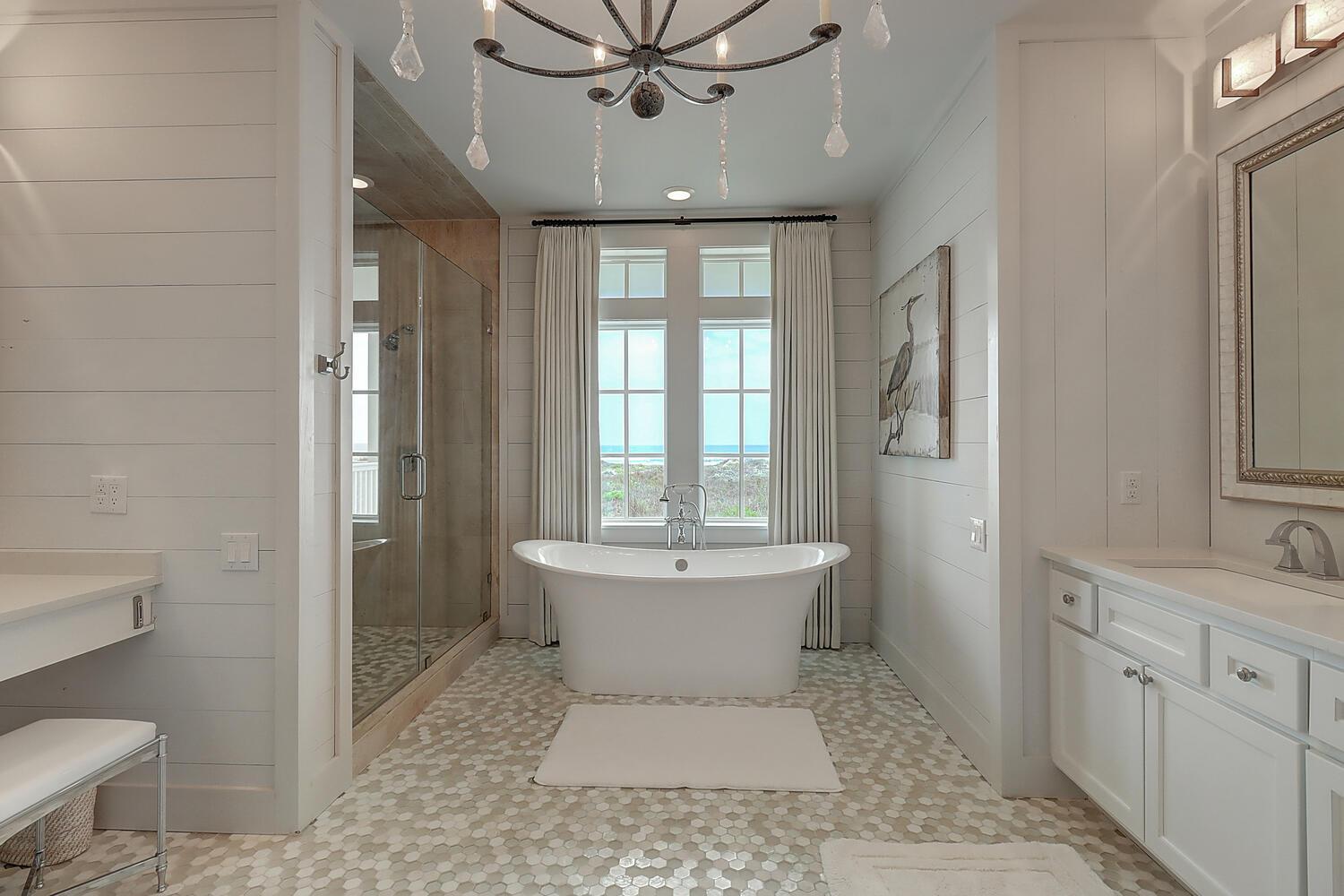 Primary King Bathroom, 2nd Floor