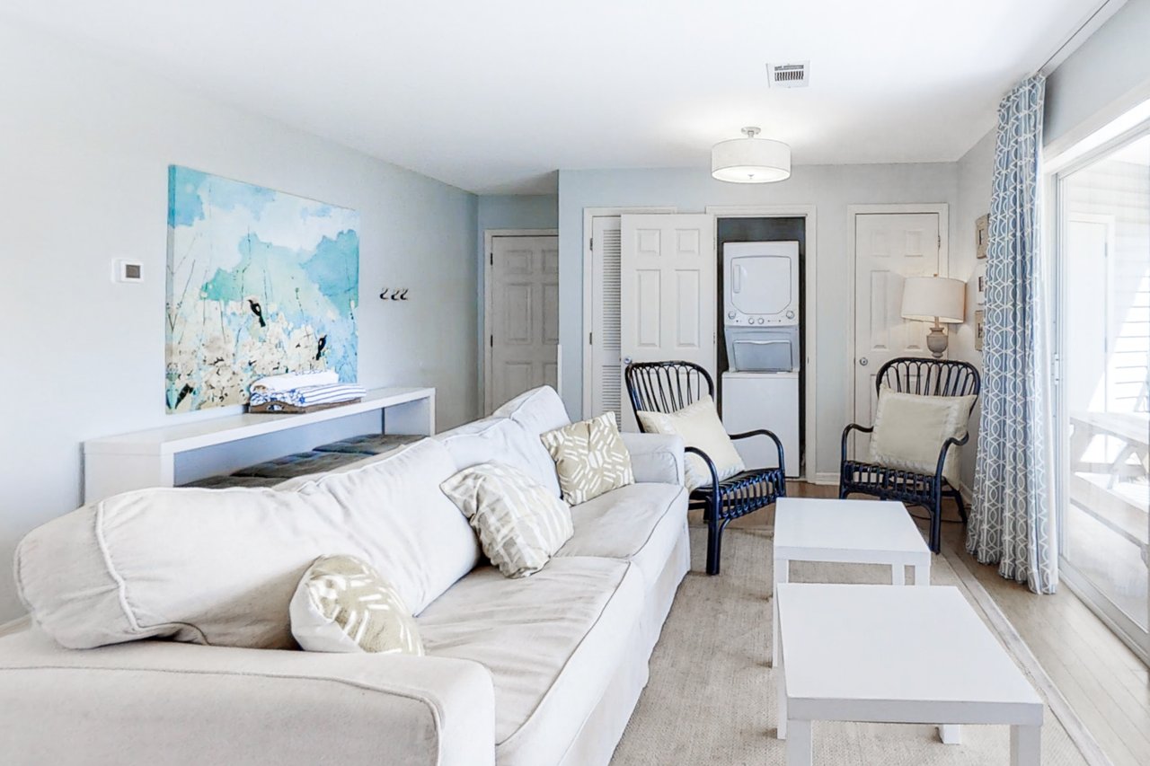 Beachside Villas 1011 2