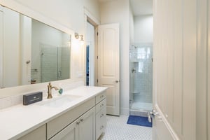 Bunkroom Bathroom, 1st Floor