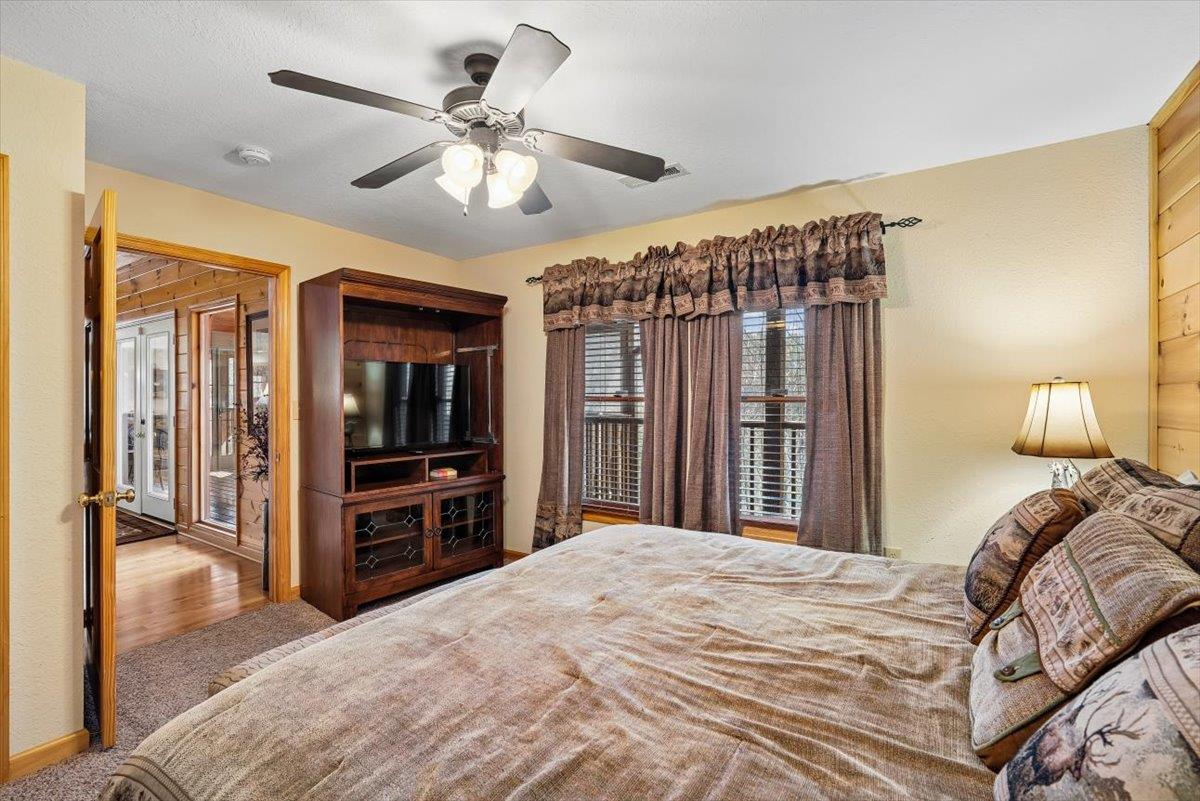 061Bedroom 6