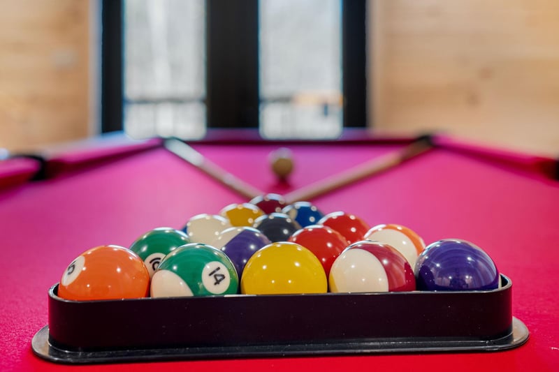 pool table detail