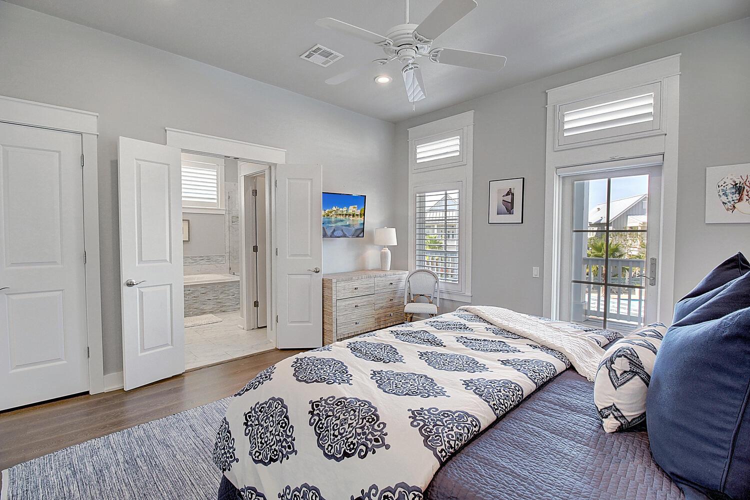 Primary King Bedroom, 2nd Floor