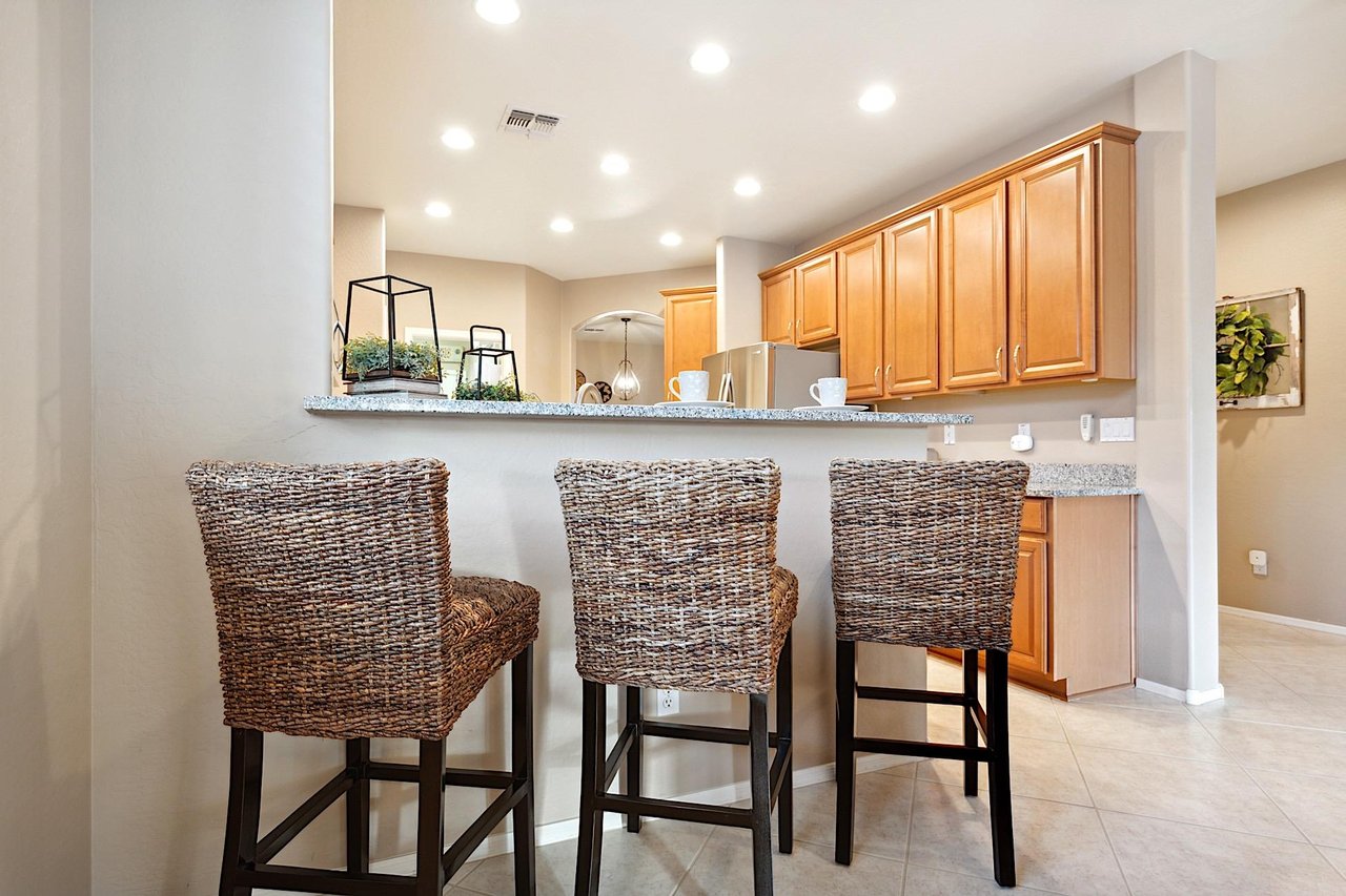 Breakfast bar