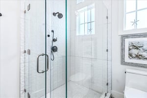 Primary King Bathroom, 2nd Floor