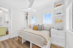 Queen Bedroom, 2nd Floor