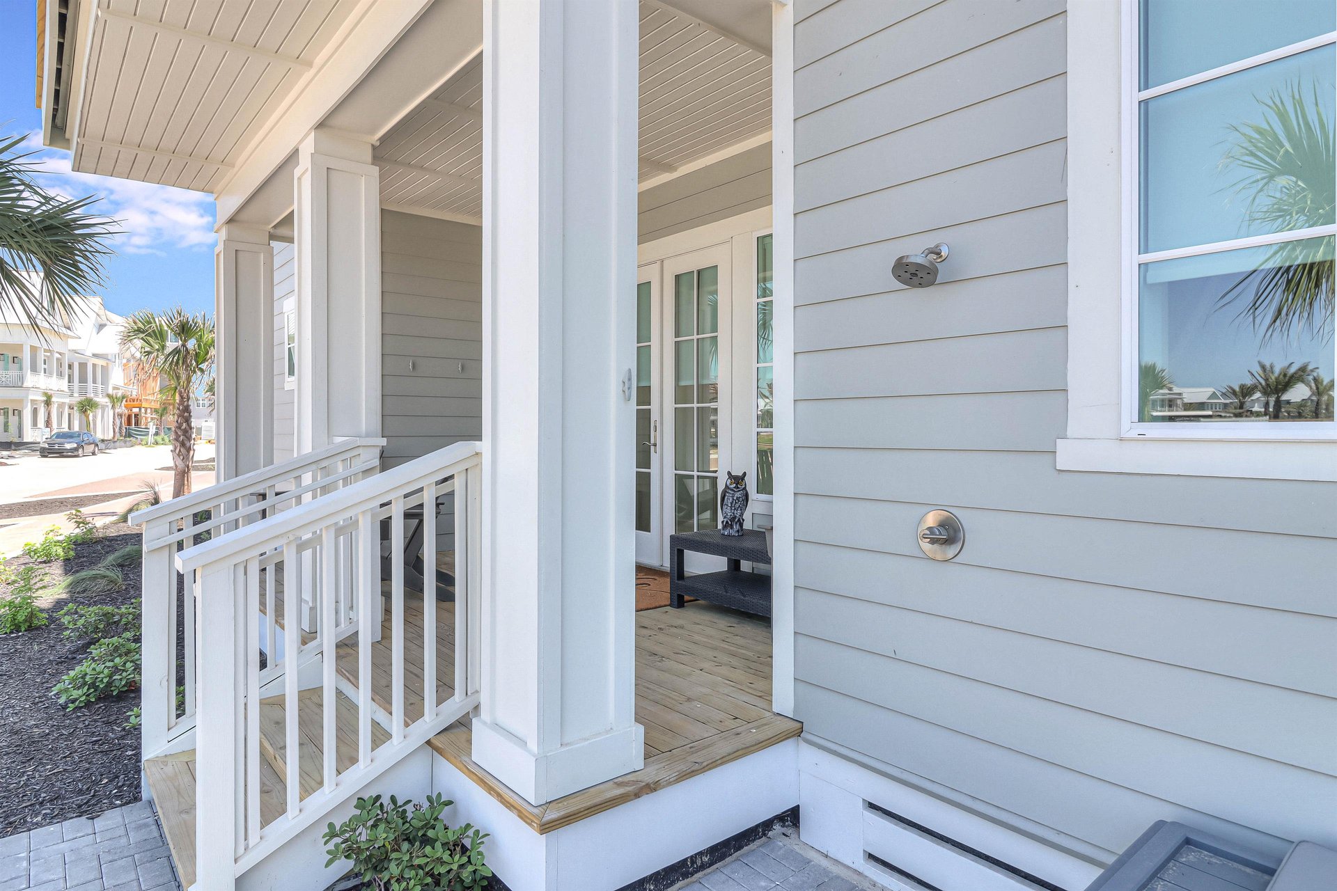 Side Entry Deck, 1st Floor