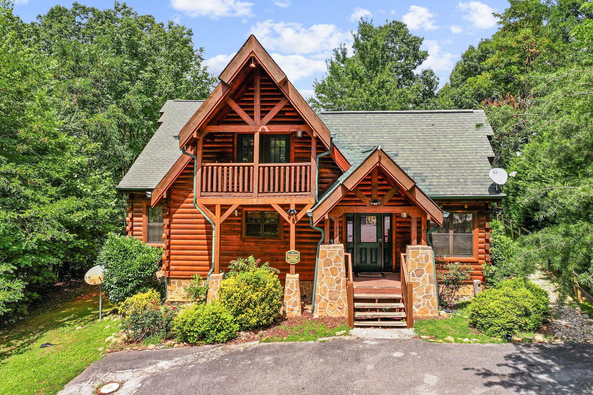 ridgetoptheatrelodge2