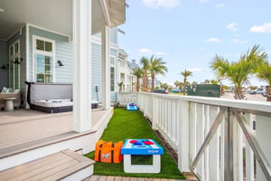 1st Floor, Side Yard