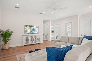 Second Living Room, 1st Floor