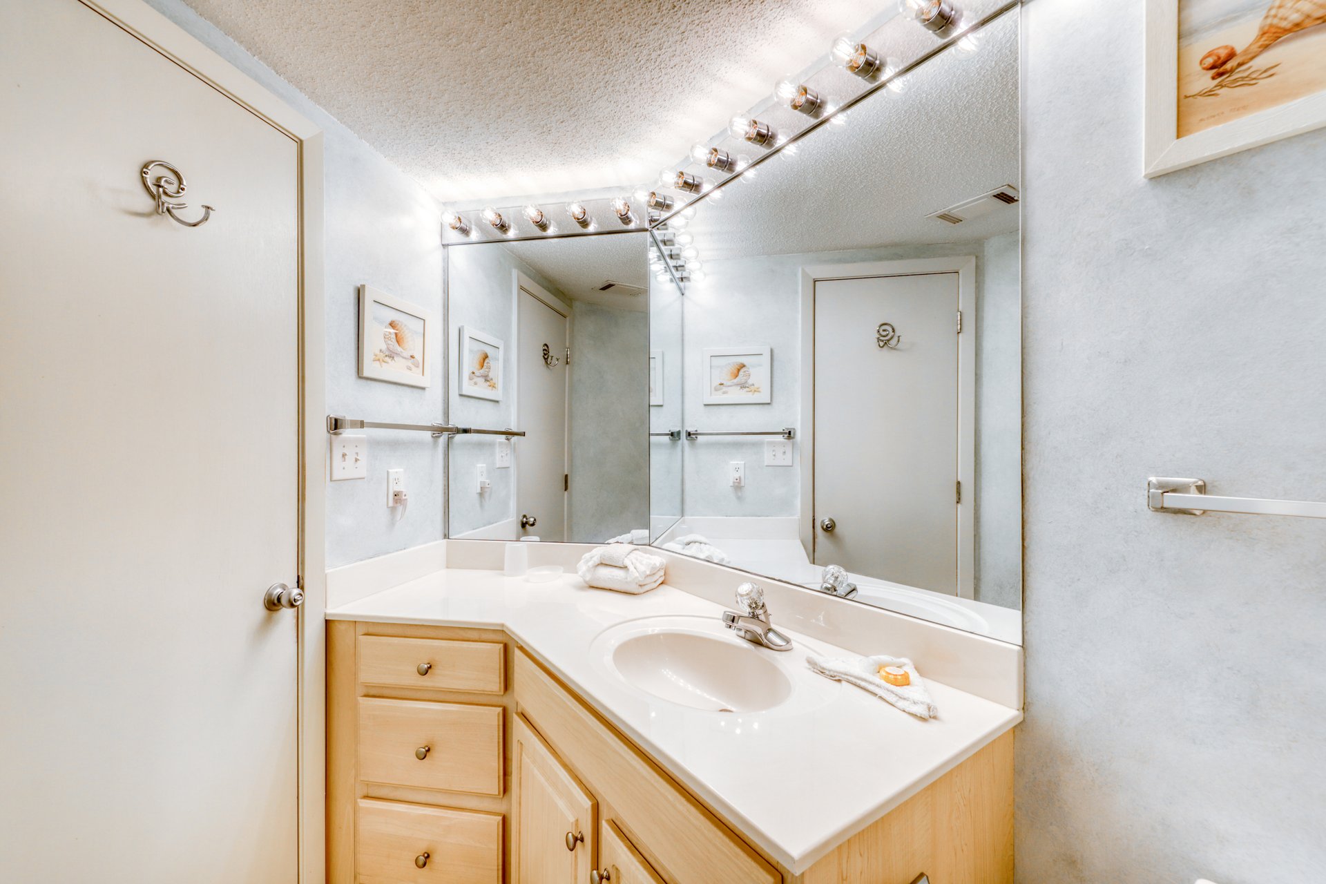 Pelican Pointe 106 21