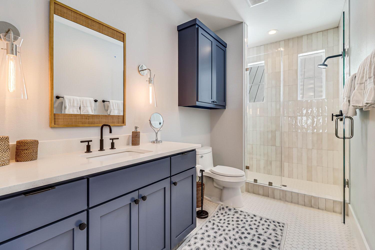 King Suite, 3rd Floor