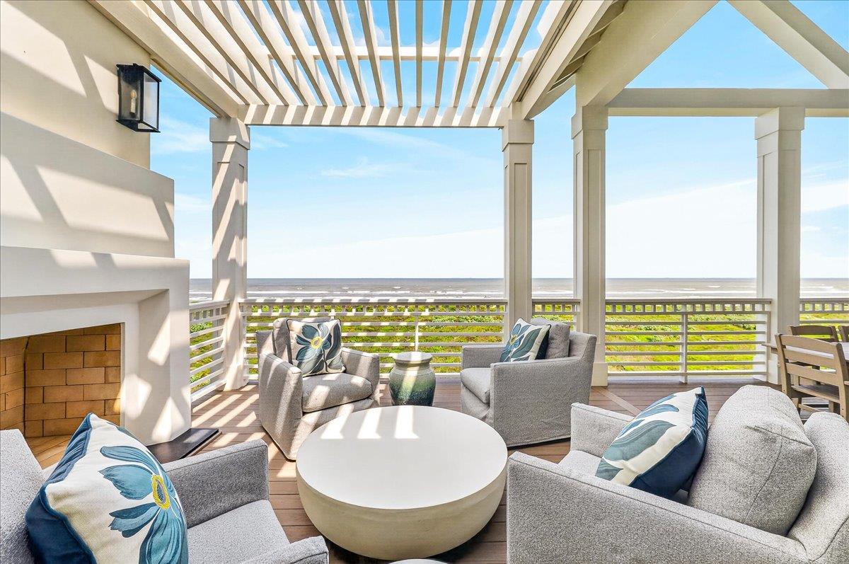 3rd Floor, Balcony with Gulf Views