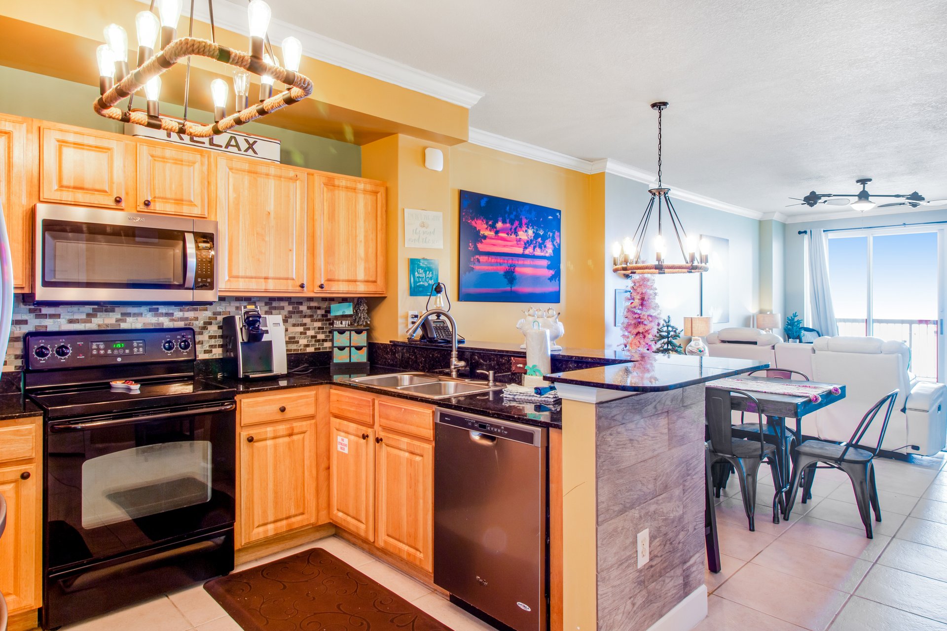 Sunrise Beach 2208  Beachfront Condo 10