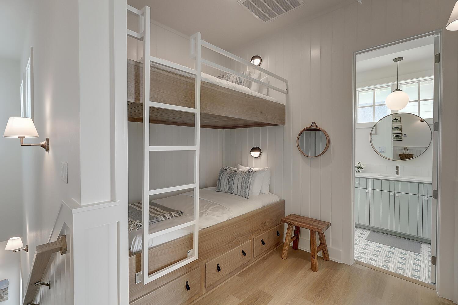 2nd Floor Bunk Area wXL Twins