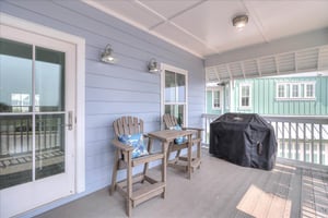 Front Queen Balcony, 2nd Floor