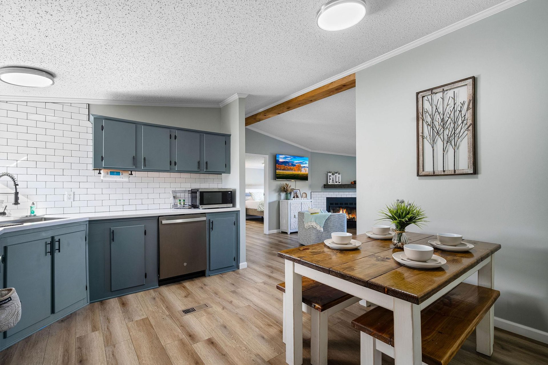 kozyretreatatthelake11