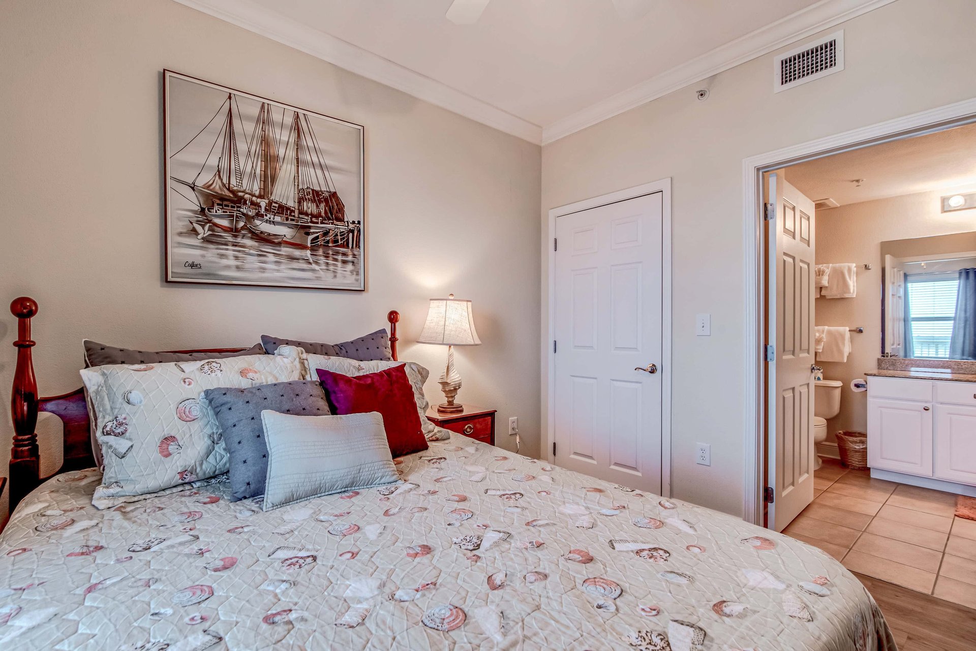 Crystal Tower 702 19