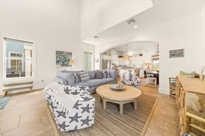 1st Floor, Living Room