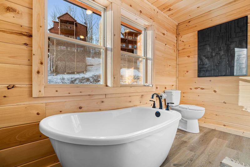 soaker tub