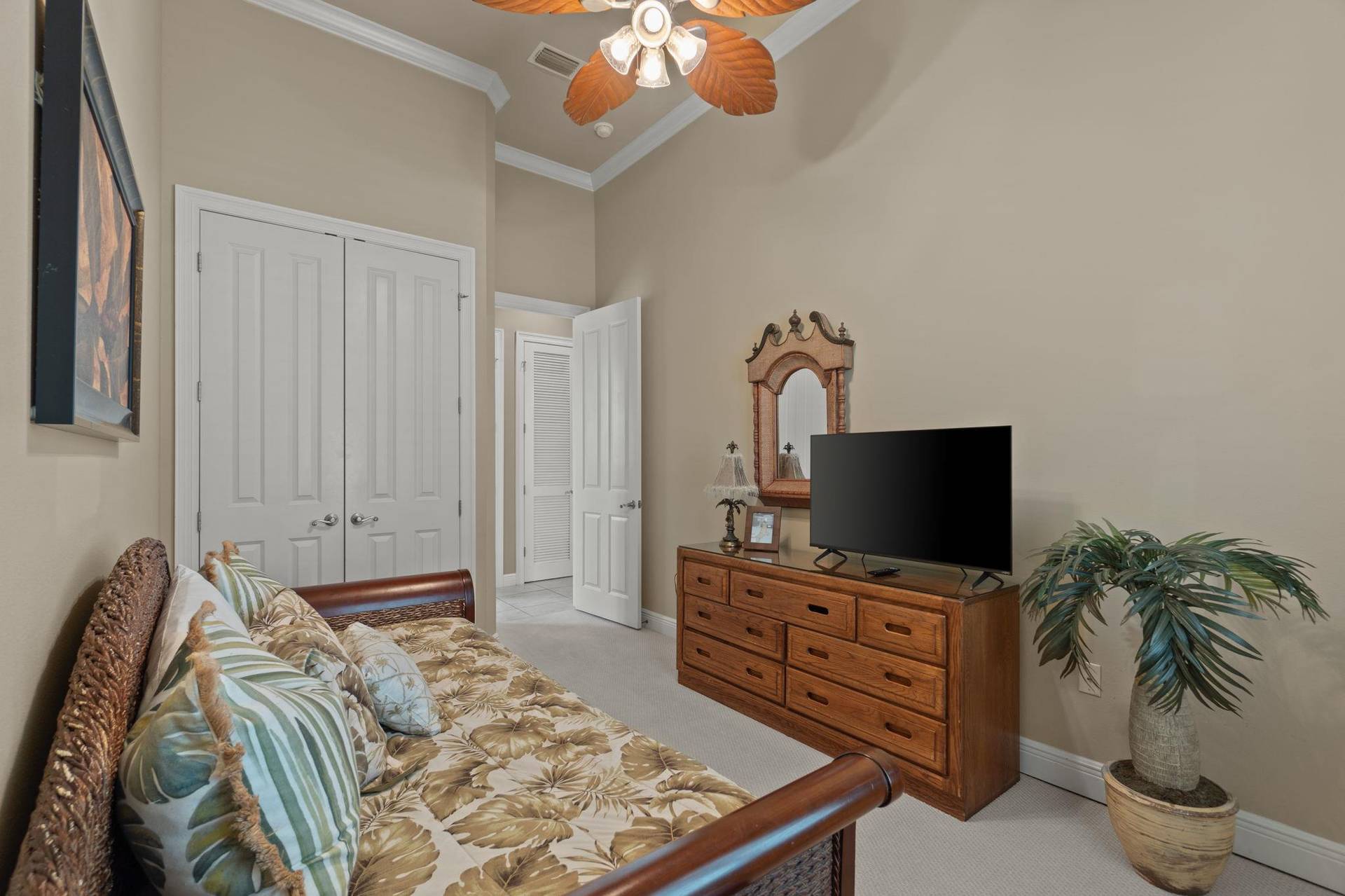 Guest Bedroom 3 DaybedTrundle