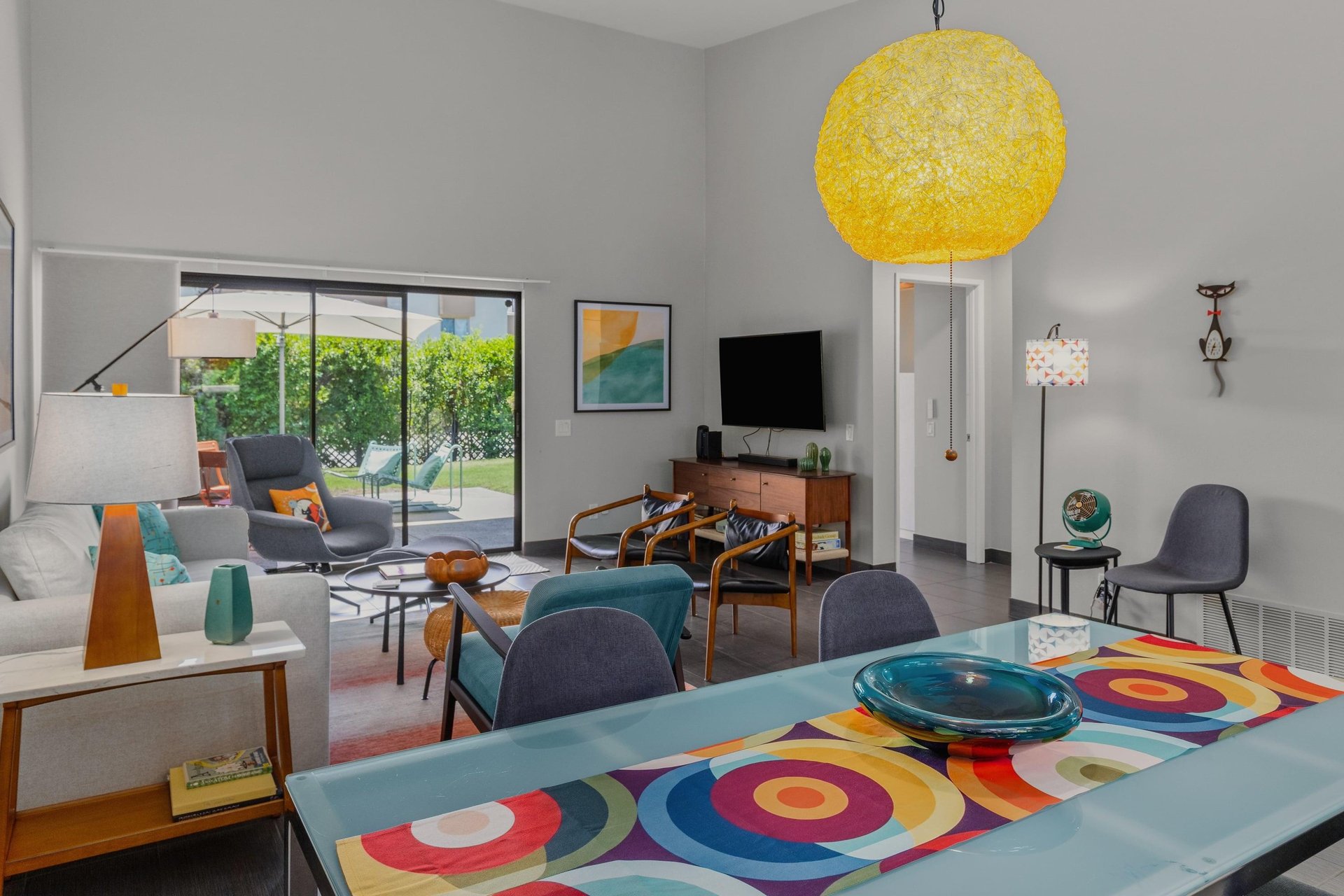 A cozy 2 bedroom, 2 bathroom condo in Palm Springs, CA with access to a pool, hot tub, tennis, and pickleball