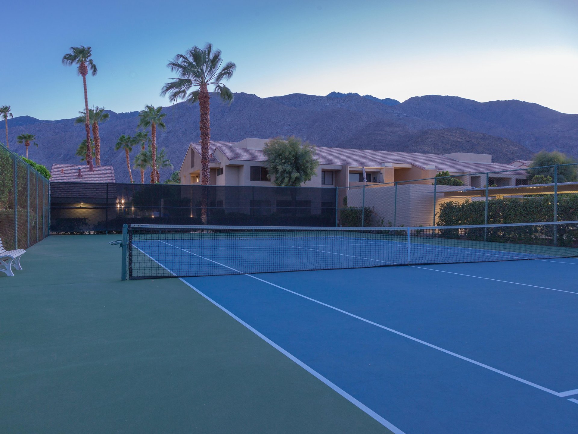 Community tennis court