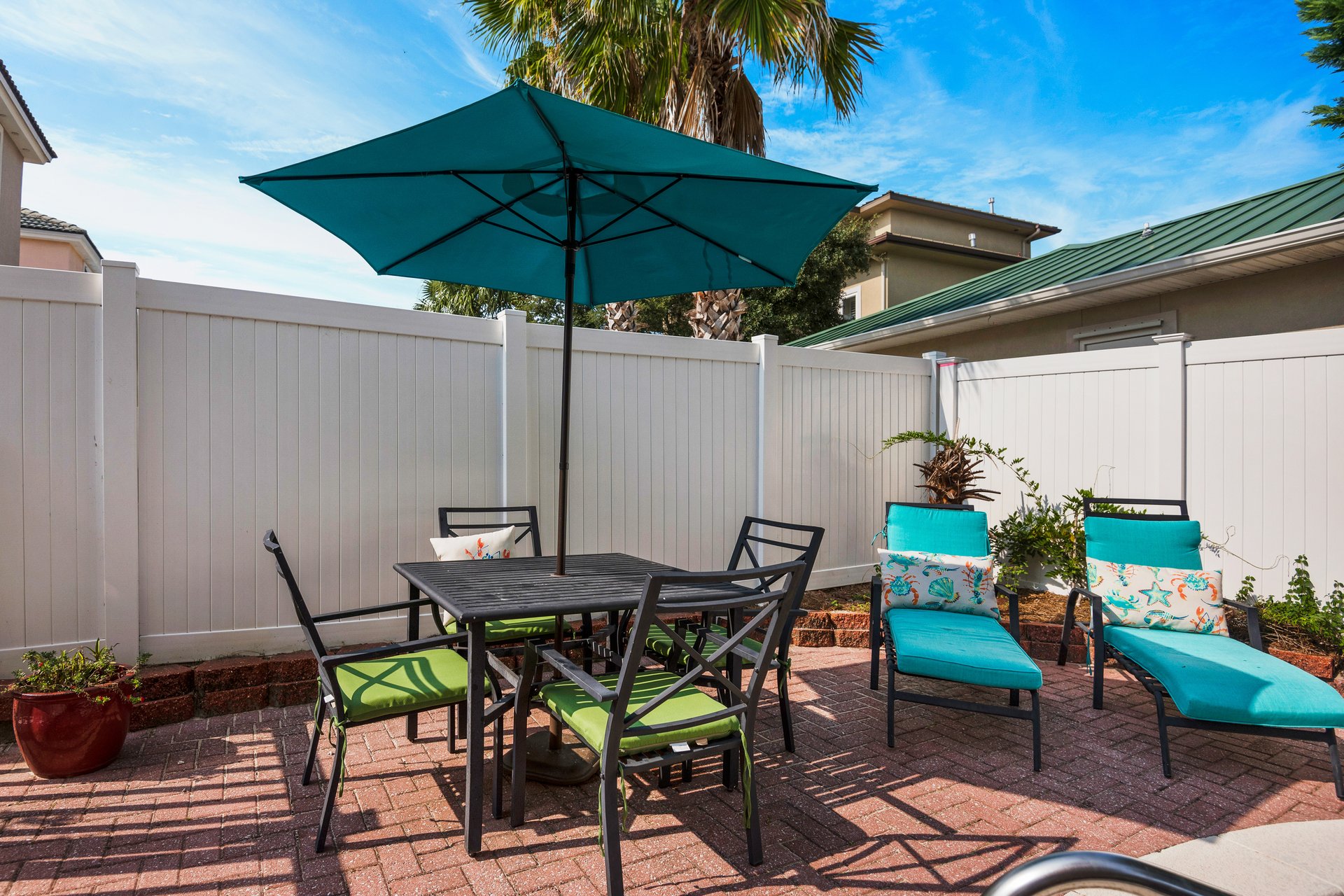 Terra Cotta Happy Ours 25