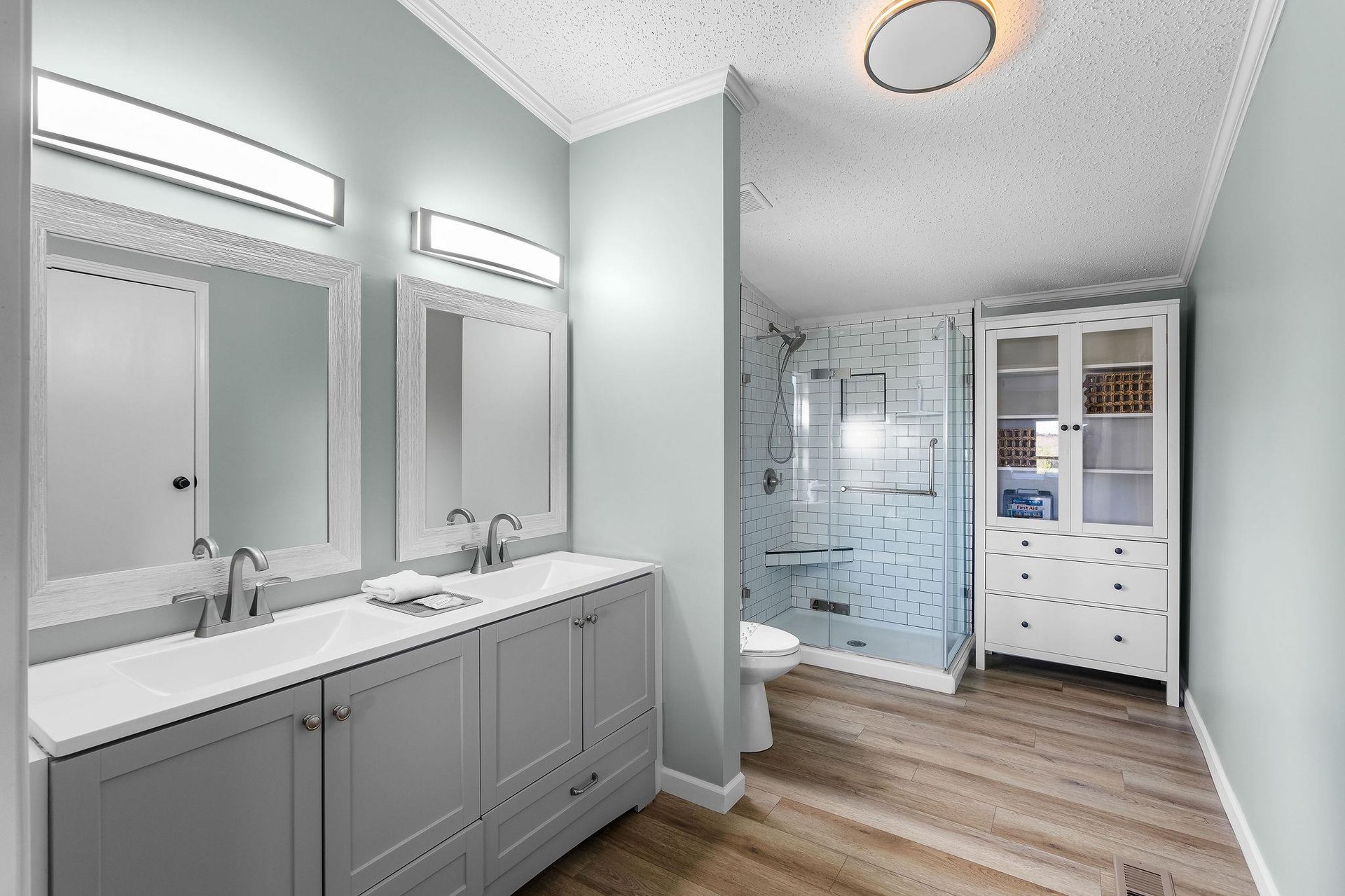 kozyretreatatthelake17