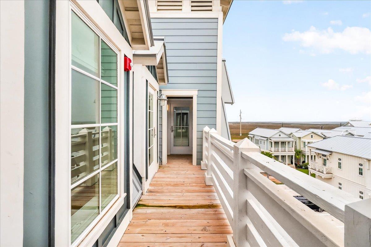 3rd Level, Main Entrance Balcony