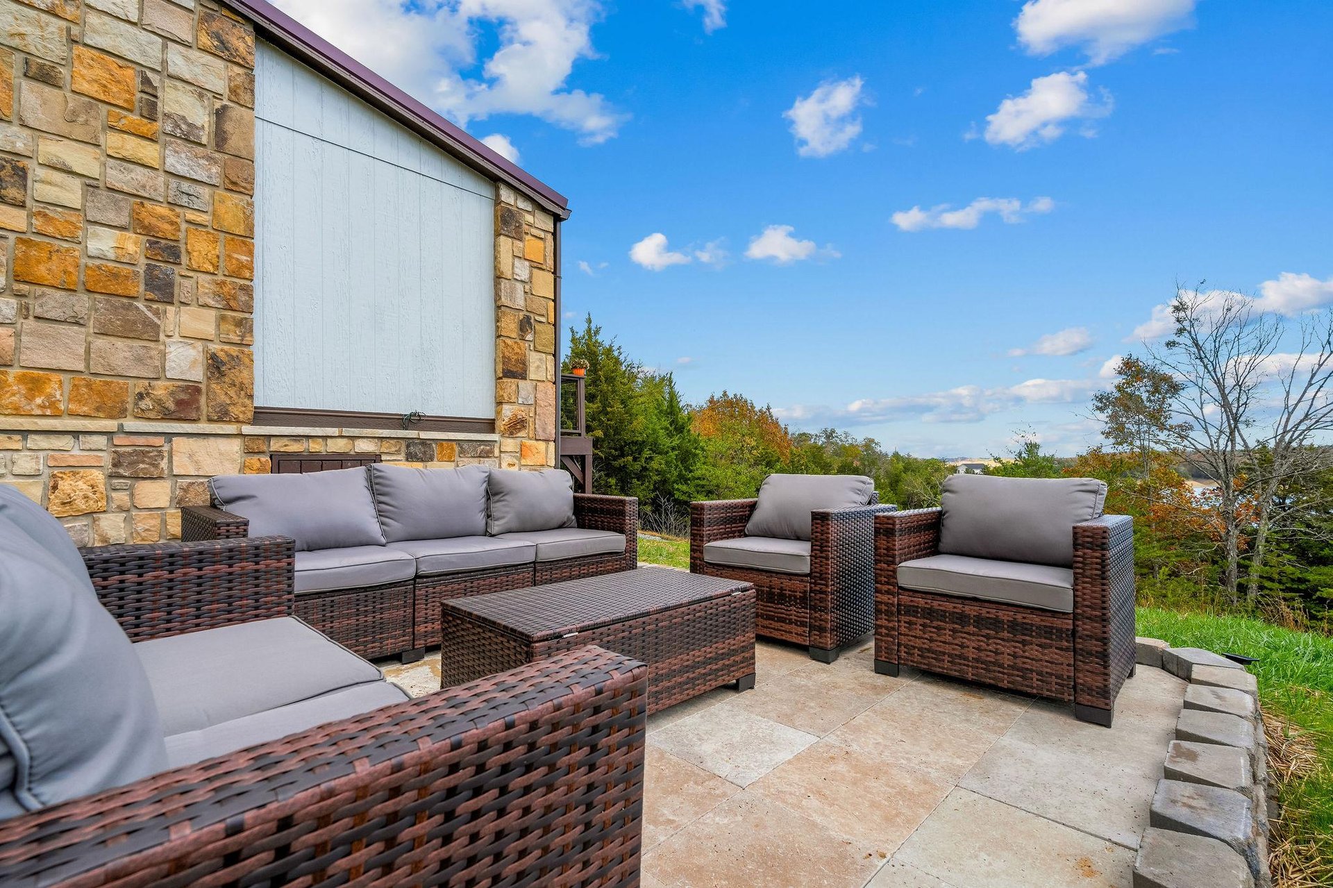 kozyretreatatthelake31