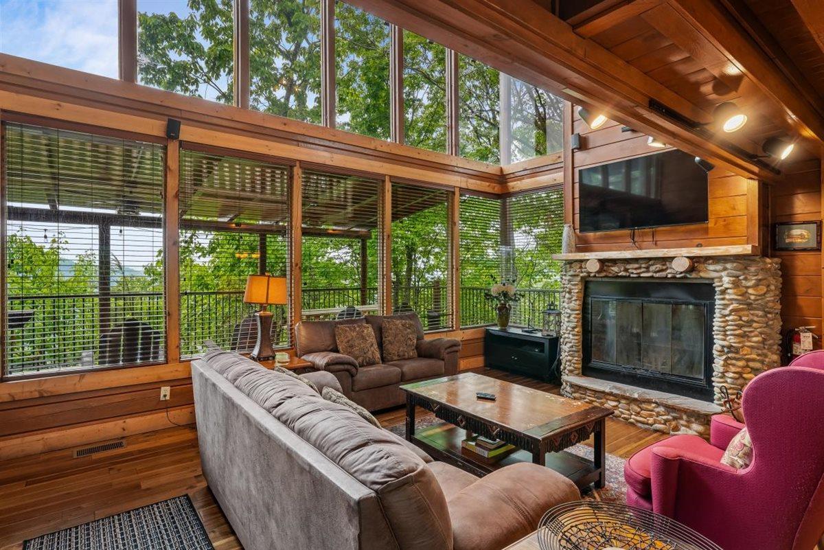 22Living Room