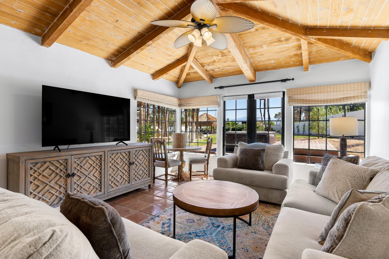Casita living room