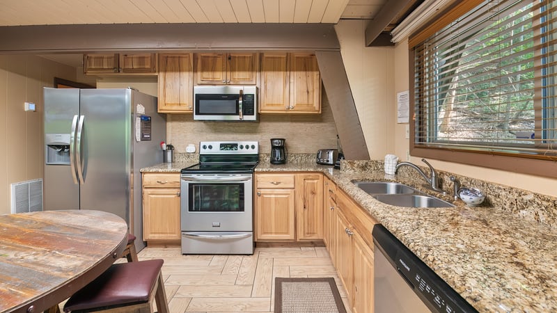 Gatlinburg Lodge Int 006original