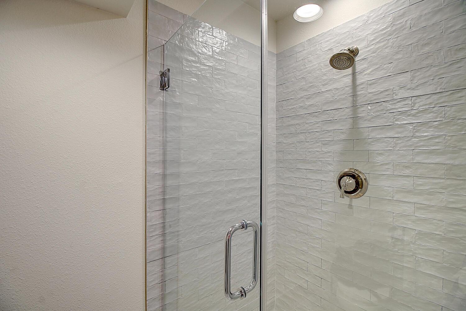 Hall Bathroom, 2nd Floor