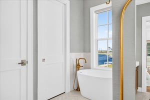 Primary King Suite, 2nd Floor