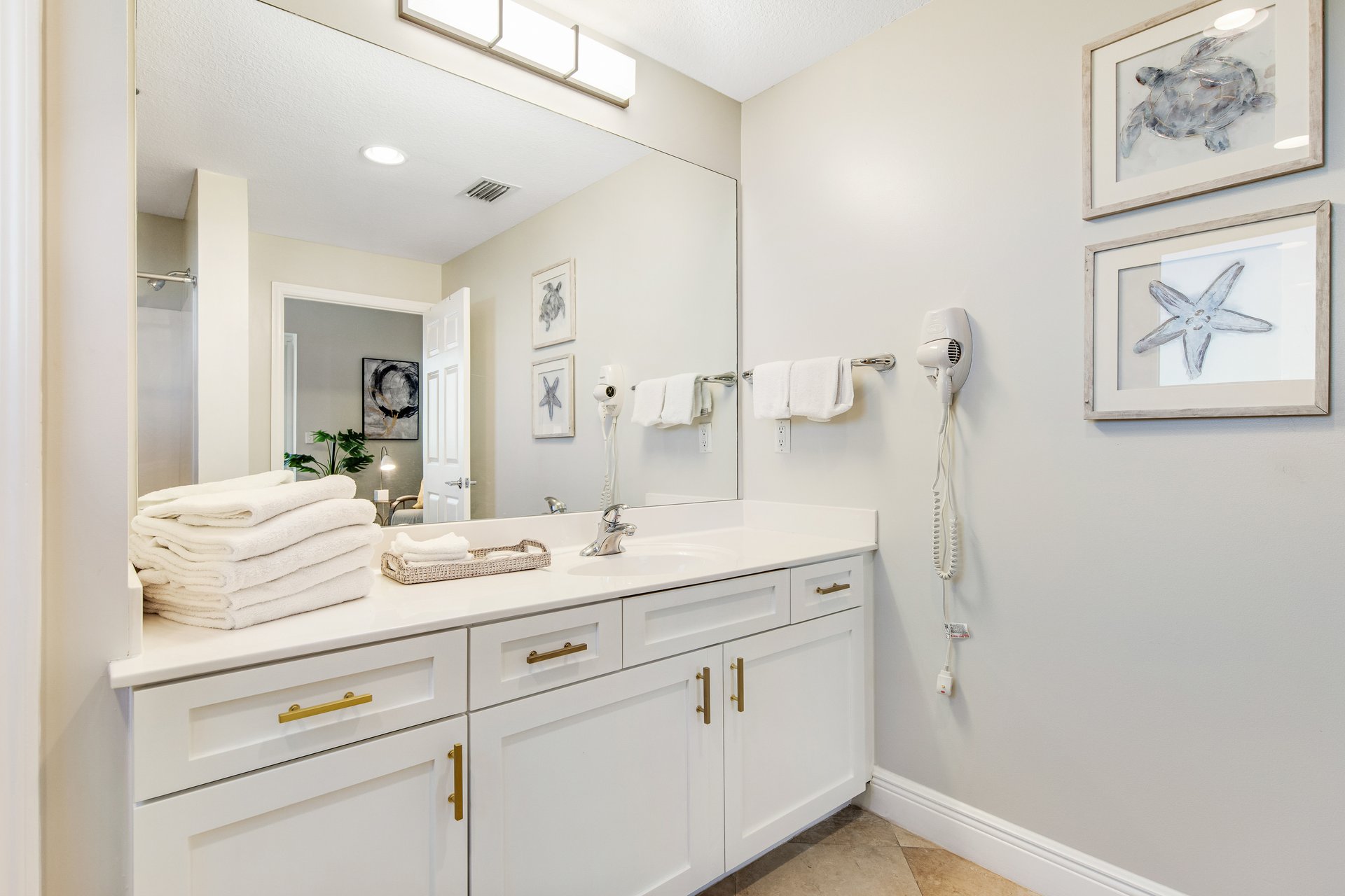 Sterling Beach 607 “Glorious” 19