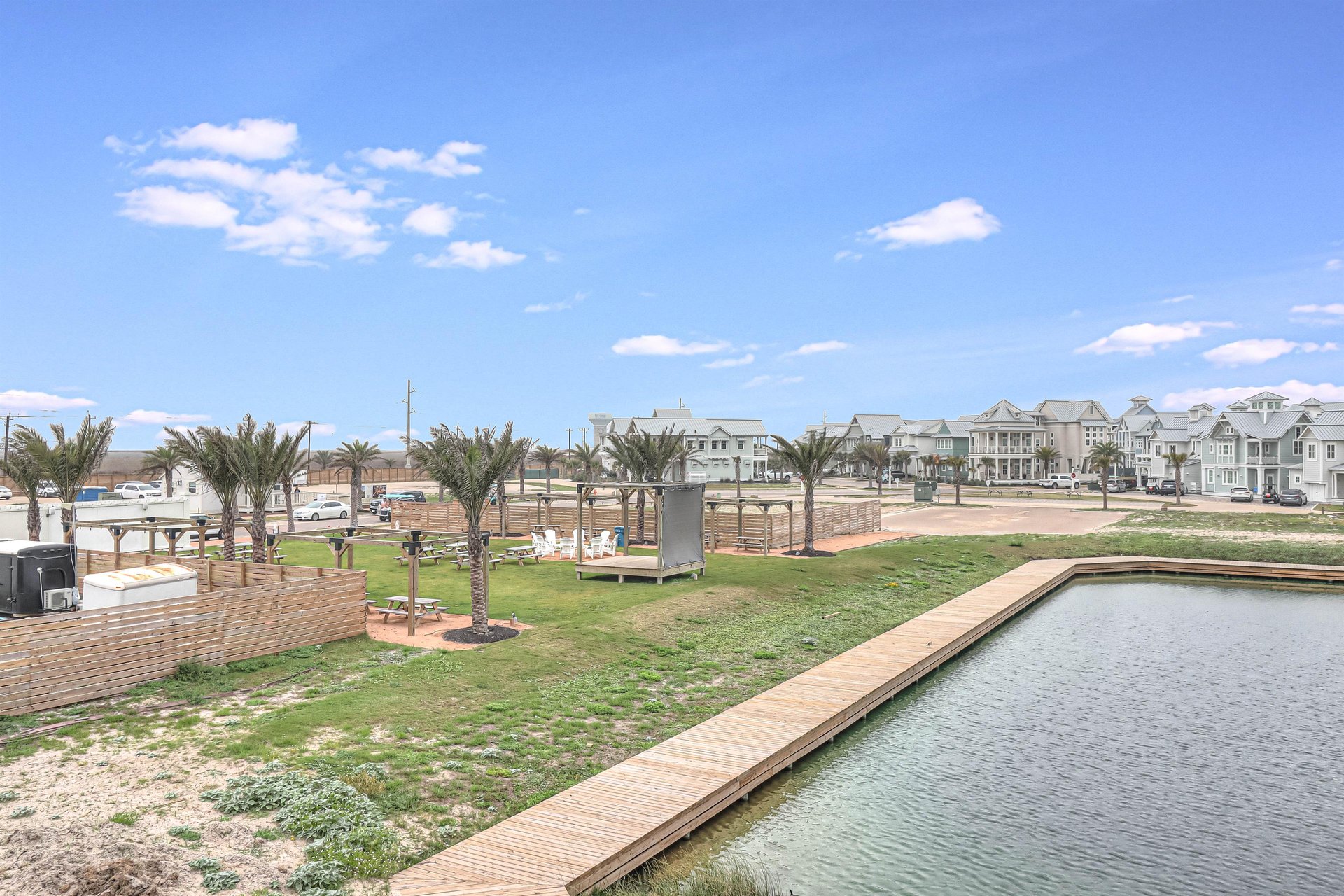 Lakeside Balcony View, 2nd Floor