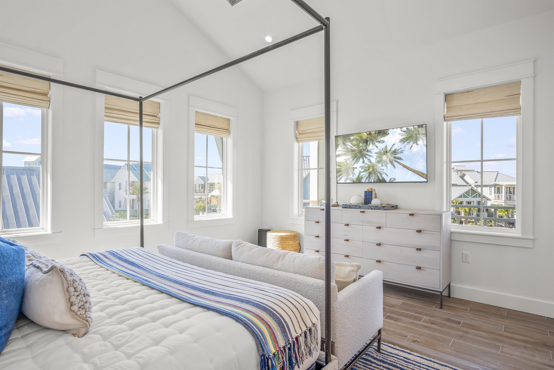 Primary King Bedroom, 2nd Floor