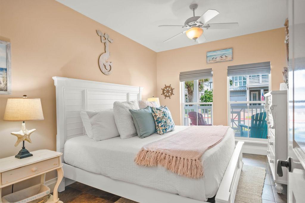 First King Bedroom, 1st Floor