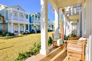 1st Floor, Front Porch