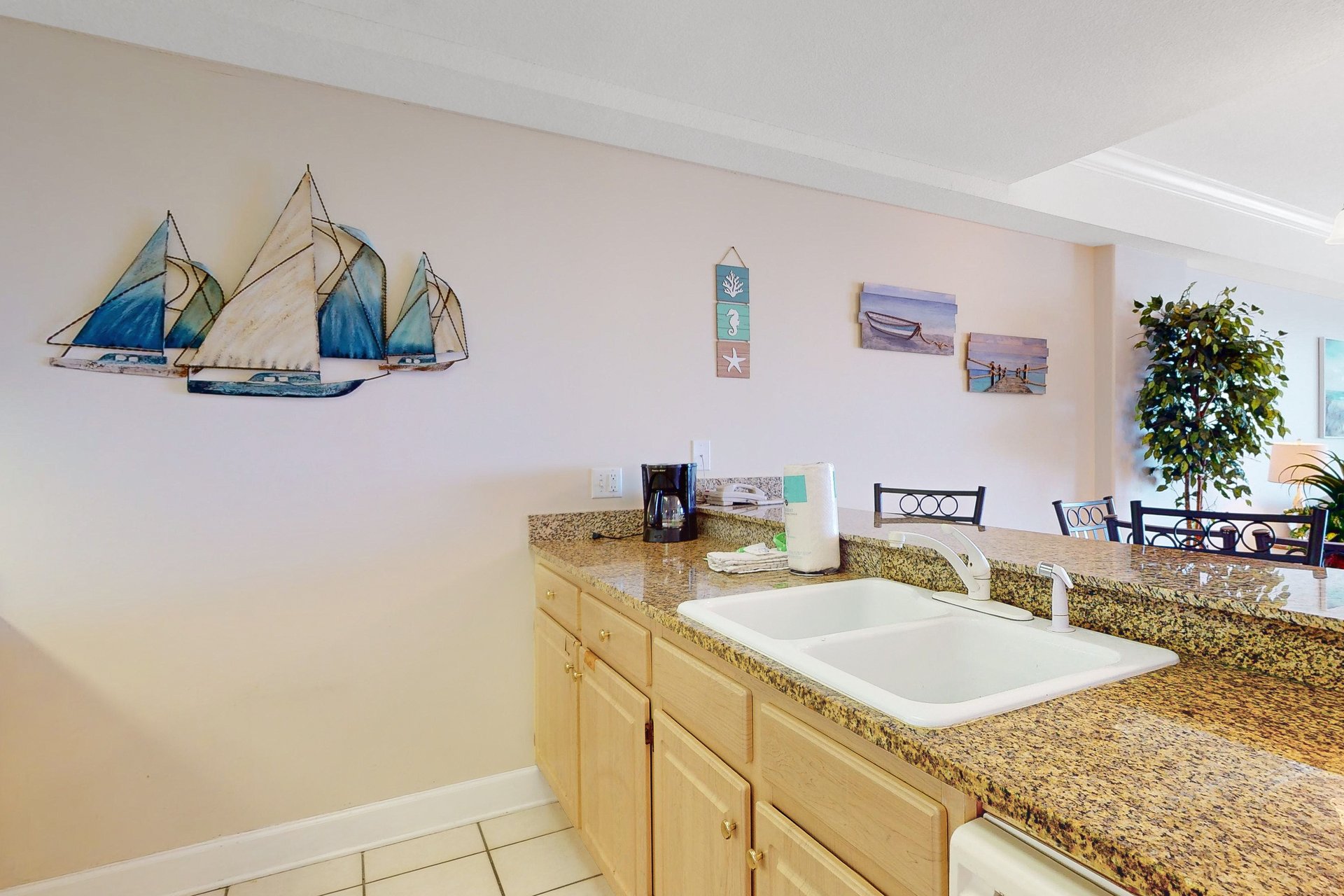 Regency Isle 1005 13