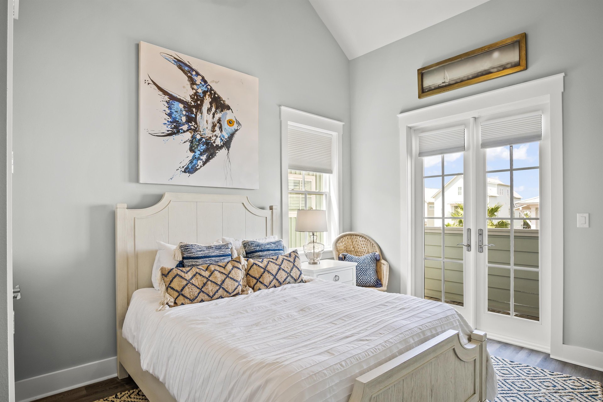 2nd Floor, Queen Bedroom