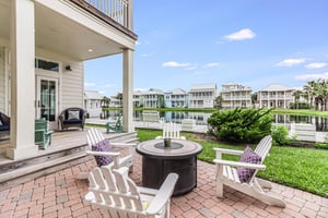 Outdoor Seating with Fire Pit