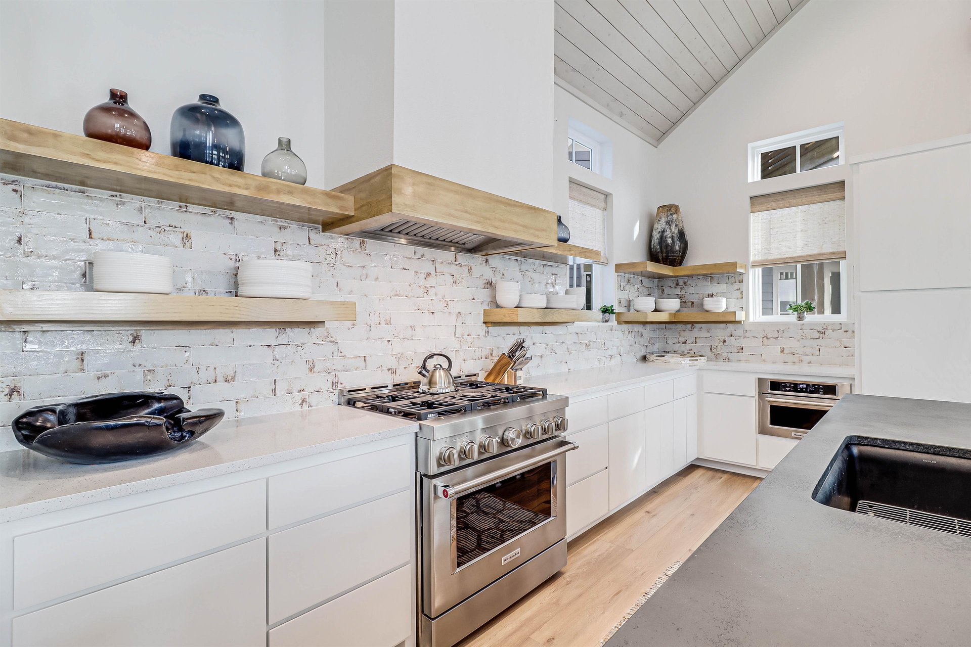 Gourmet Kitchen, 2nd Floor