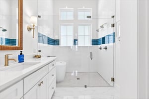 1st Floor, Loft Bathroom