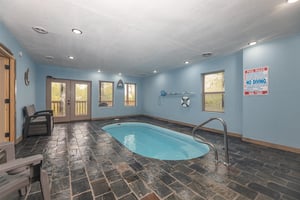 Pool at Everlys Splash, a 4 bedroom cabin rental located in Pigeon Forge