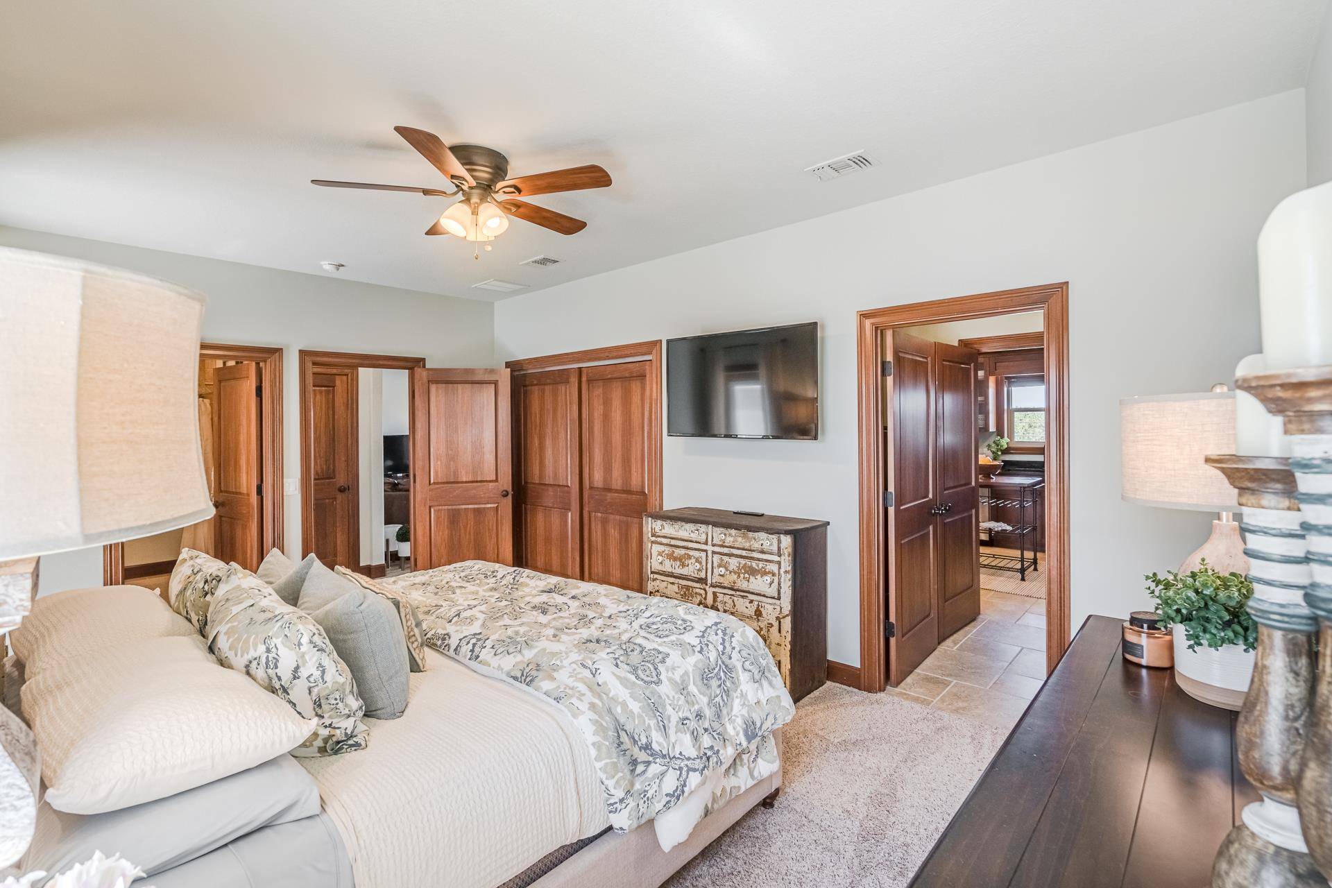 Master Bedroom King
