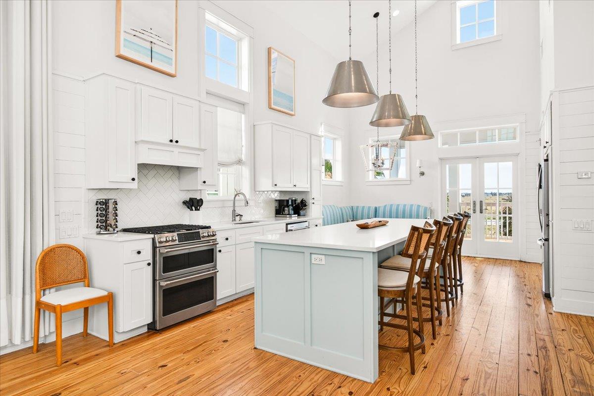 2nd Floor, Kitchen