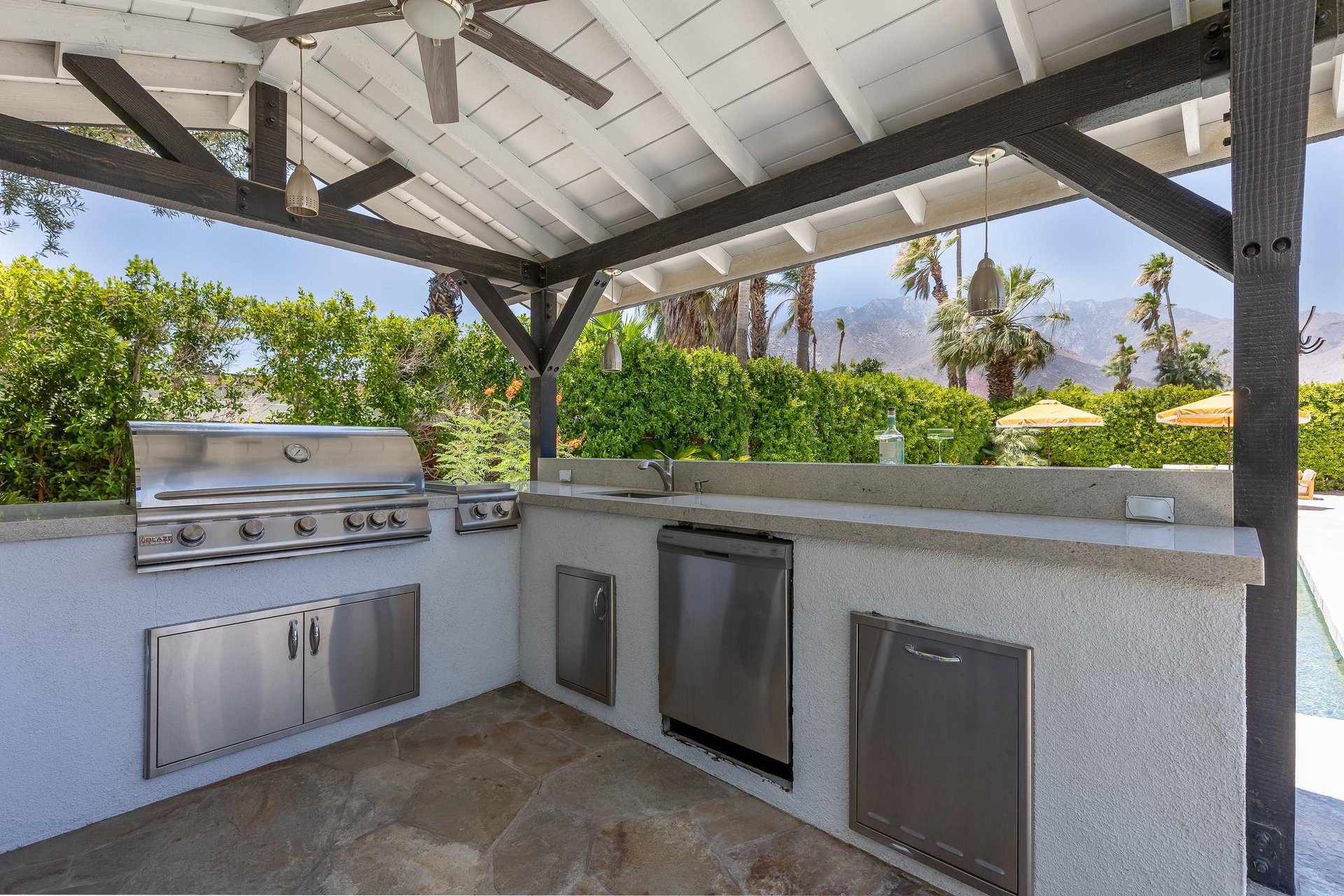 Stainless BBQ grill
